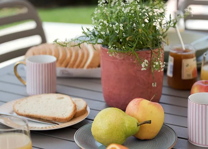 Serena Daire Finale Ligure